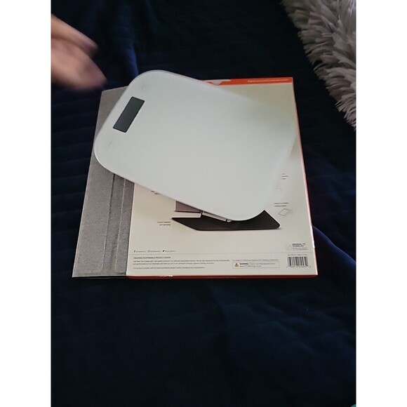 Solo New York Everett Universal Tablet Case Fits all iPads 9.7"-10.5" & 11 Gray - Picture 2 of 4